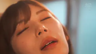 JUQ-163 [中文字幕] 就這樣說著甜言蜜語，我沉溺和人妻足不出戶SEX之中直到大學延畢 明里紬